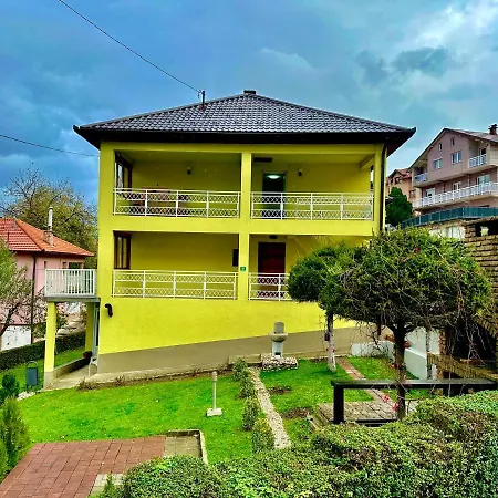 Apartman Bloom House *
